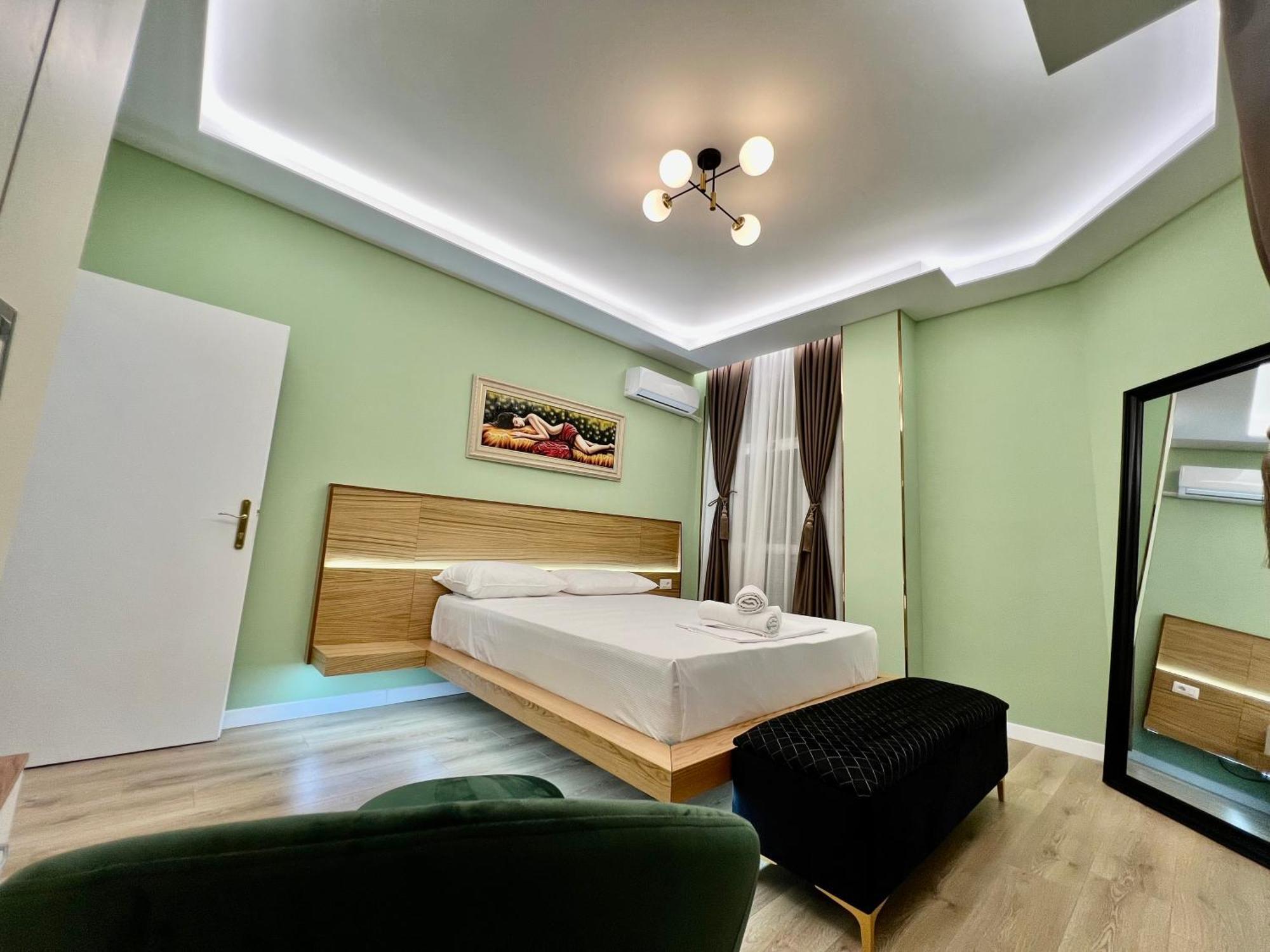 Spiranca Luxury Suites 地拉那 外观 照片