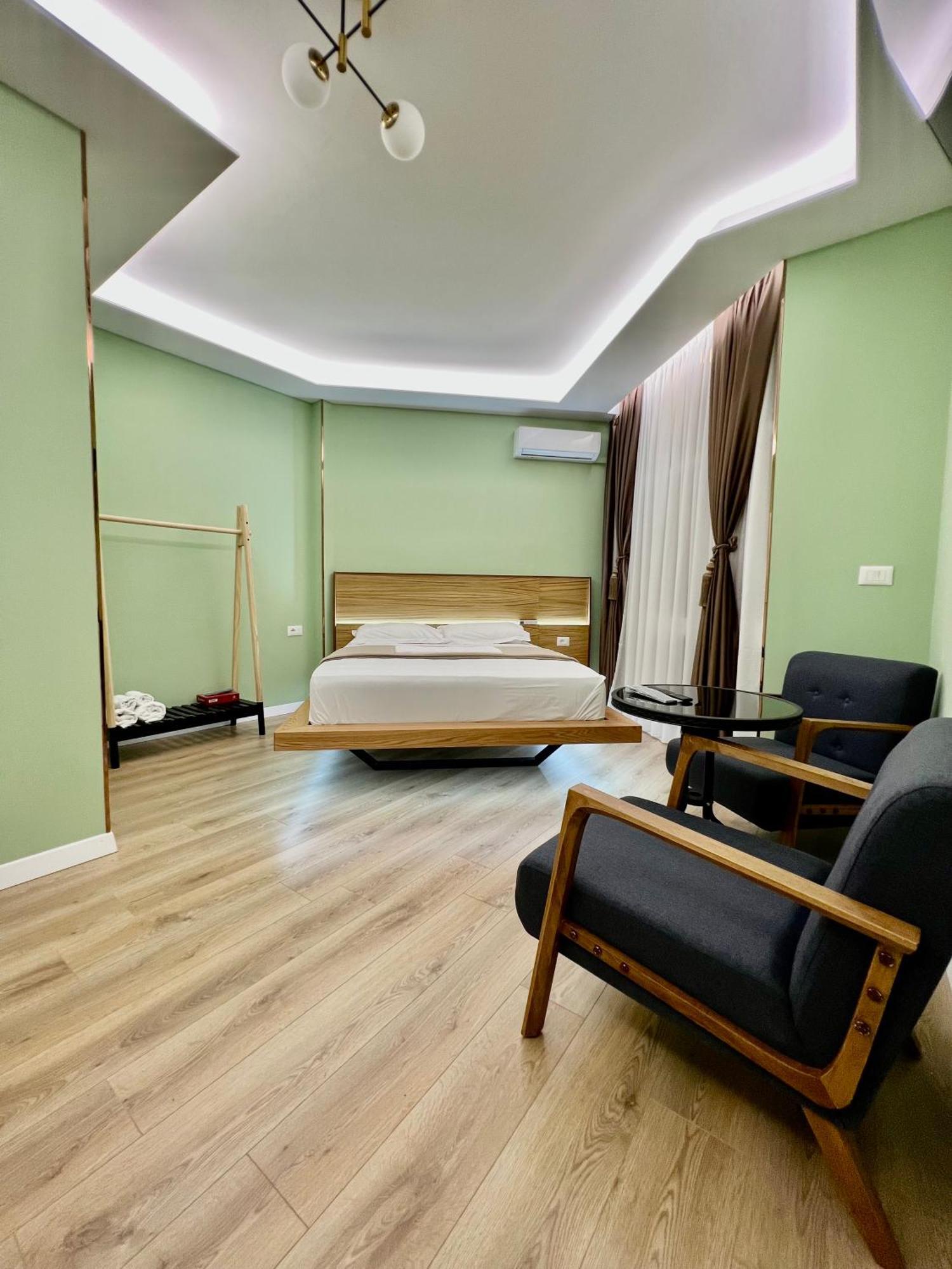Spiranca Luxury Suites 地拉那 外观 照片