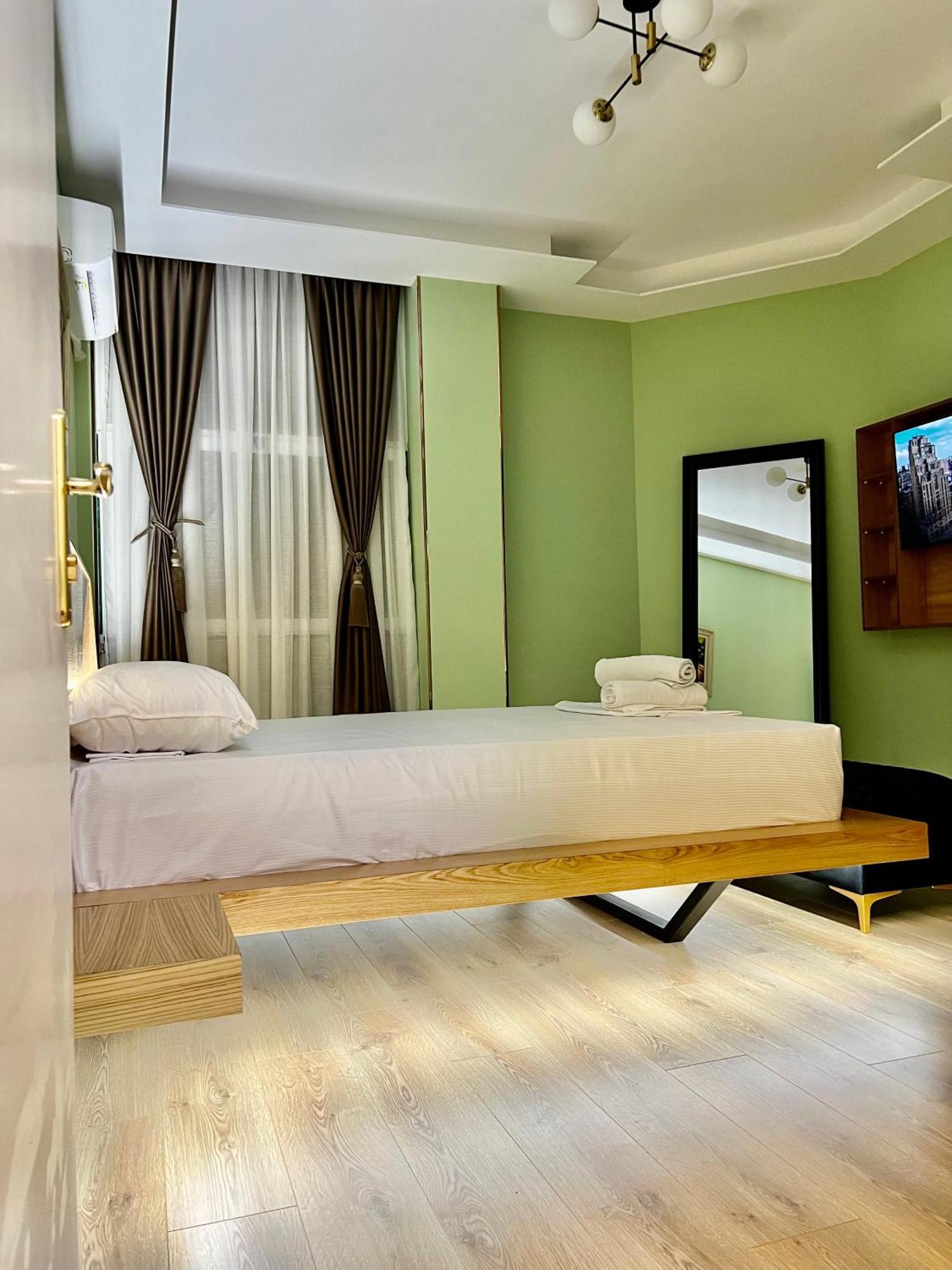 Spiranca Luxury Suites 地拉那 外观 照片