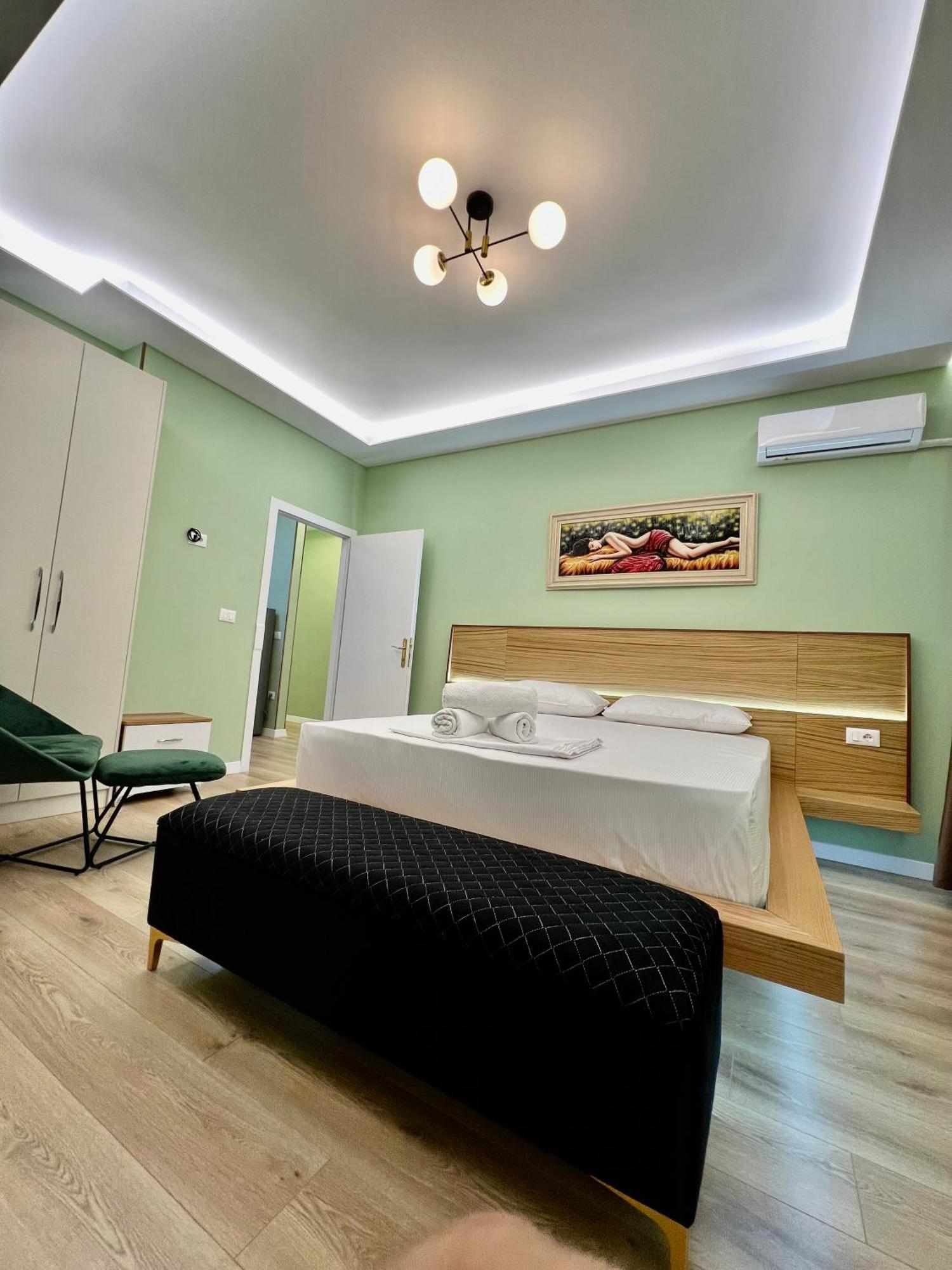 Spiranca Luxury Suites 地拉那 外观 照片