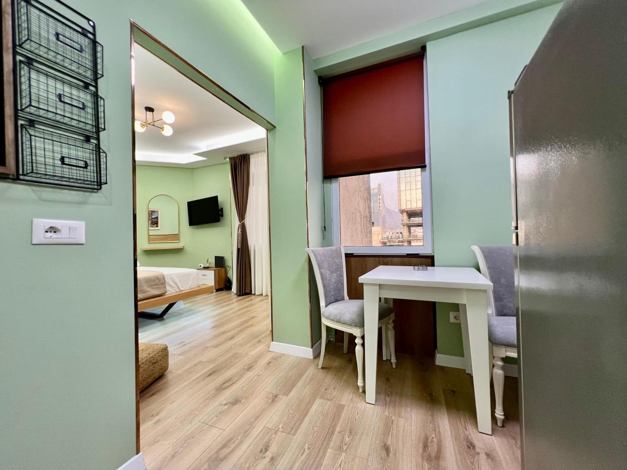 Spiranca Luxury Suites 地拉那 外观 照片