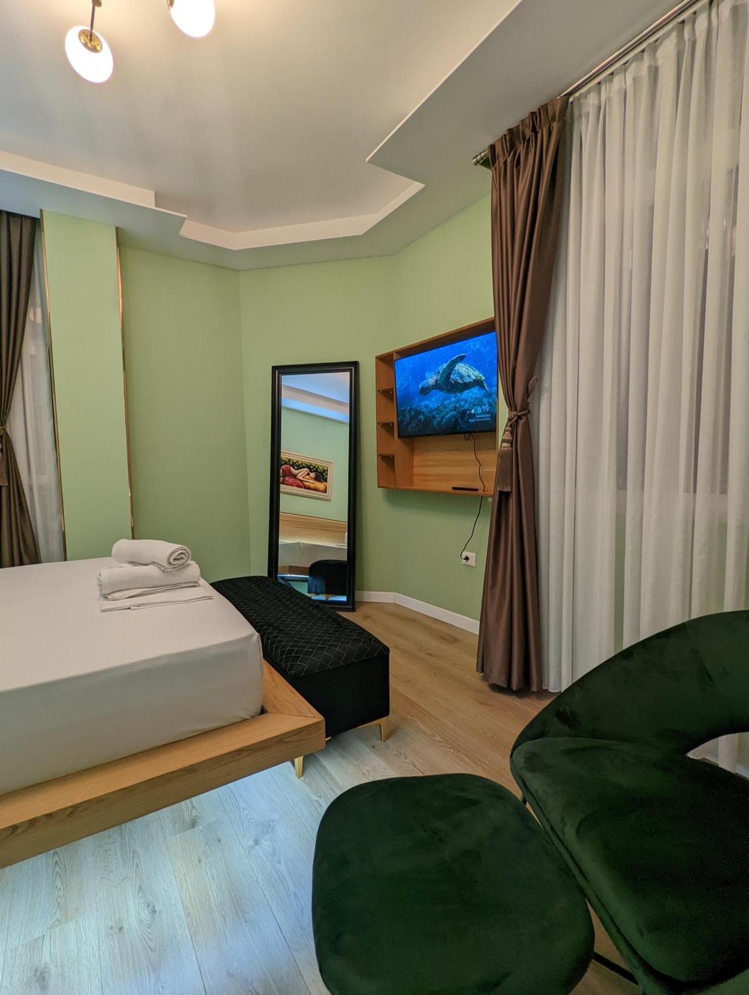 Spiranca Luxury Suites 地拉那 外观 照片