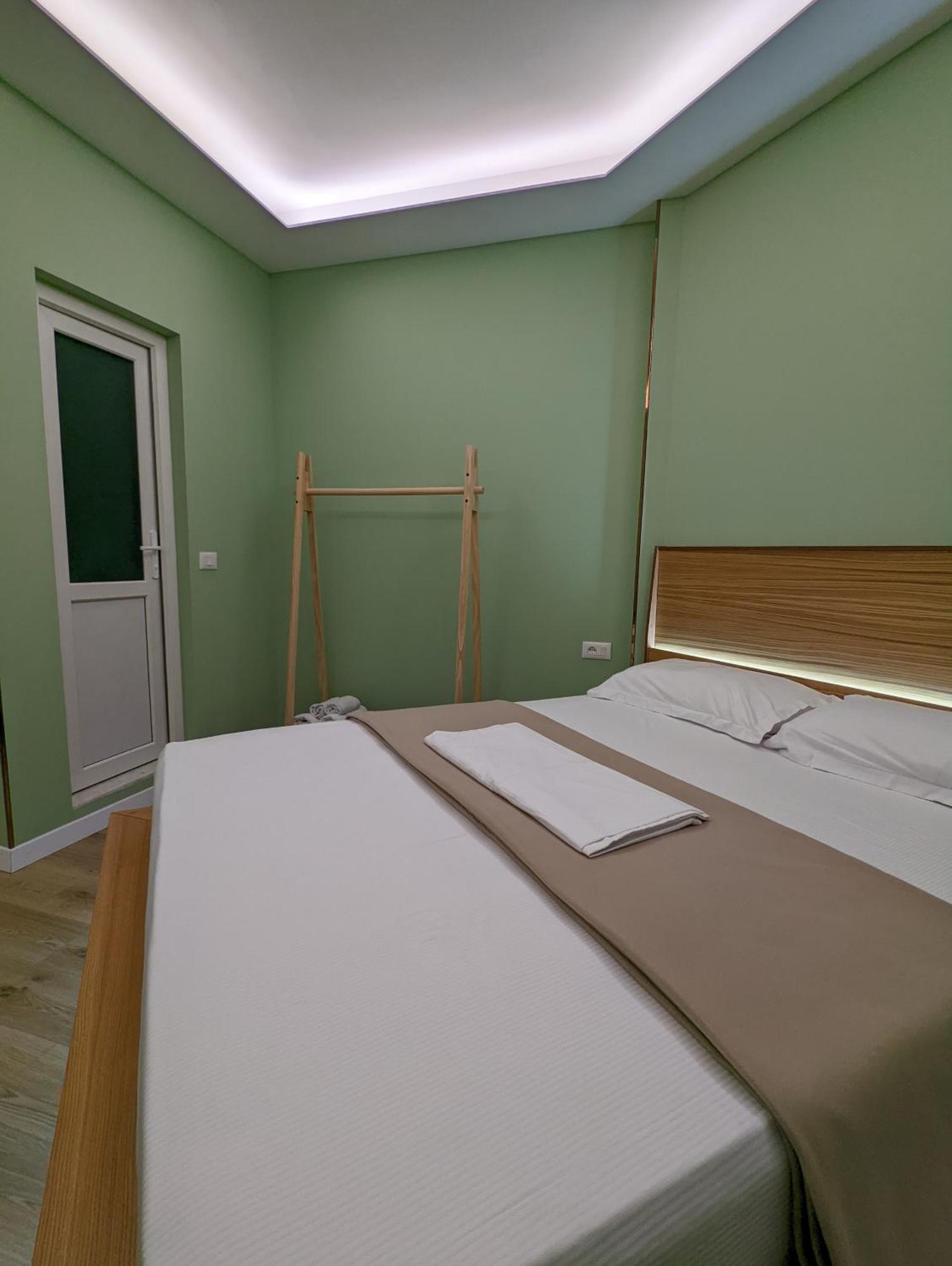 Spiranca Luxury Suites 地拉那 外观 照片