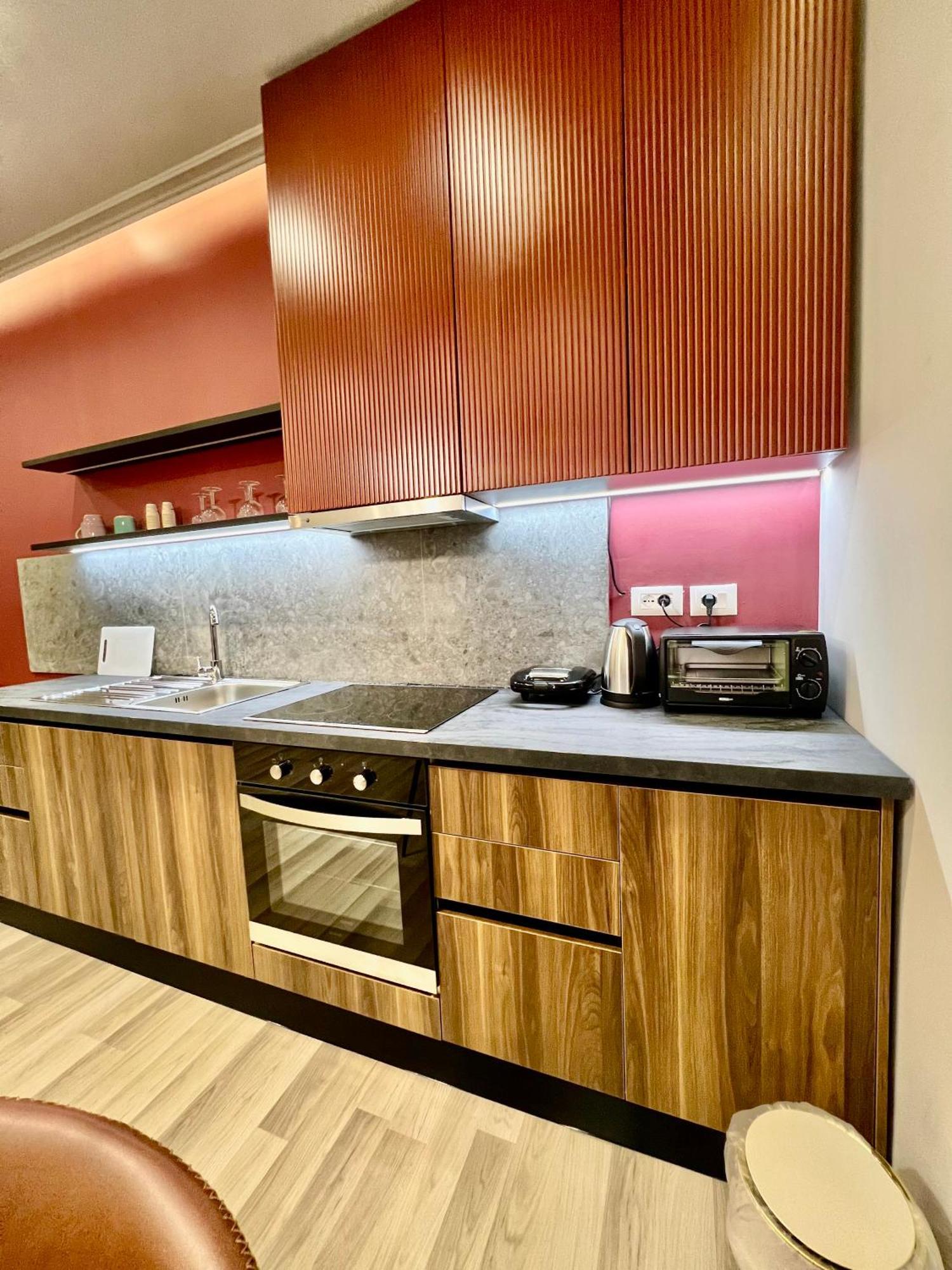 Spiranca Luxury Suites 地拉那 外观 照片