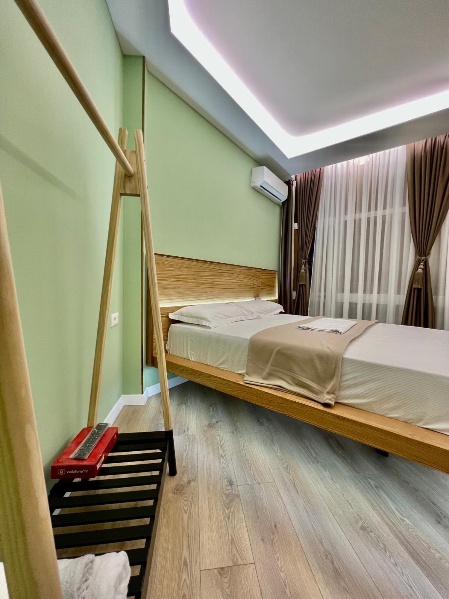 Spiranca Luxury Suites 地拉那 客房 照片