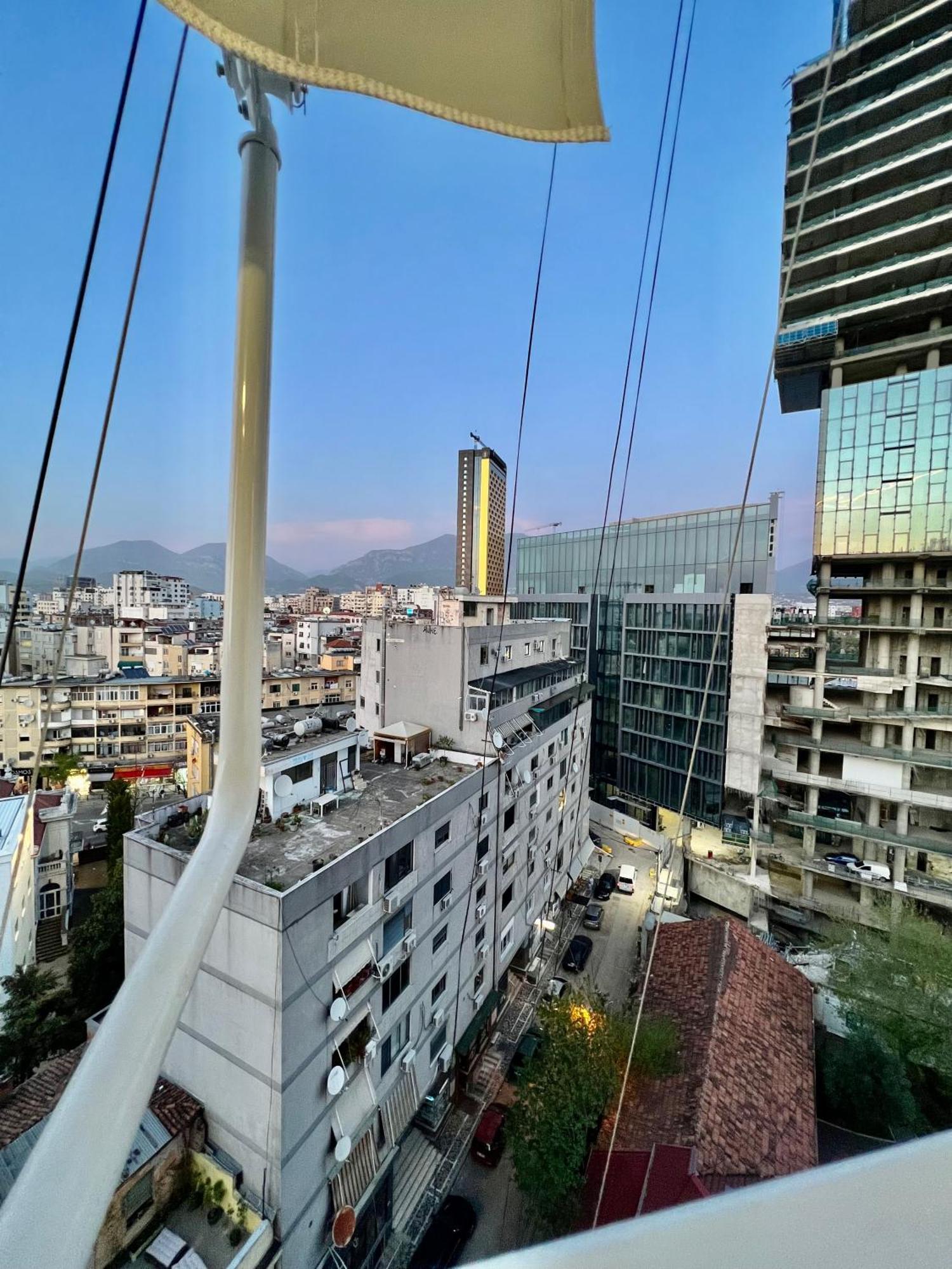 Spiranca Luxury Suites 地拉那 外观 照片