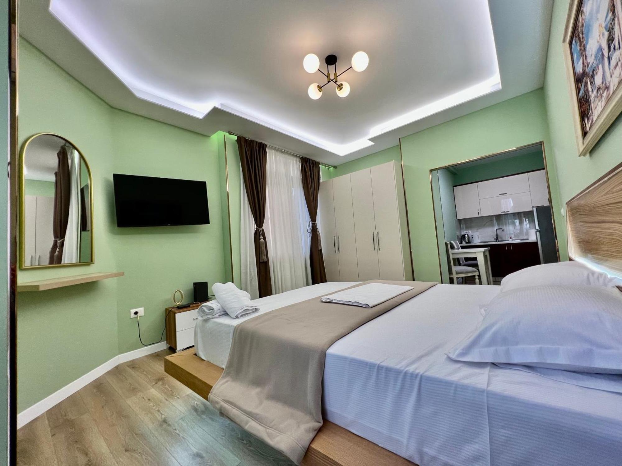 Spiranca Luxury Suites 地拉那 客房 照片
